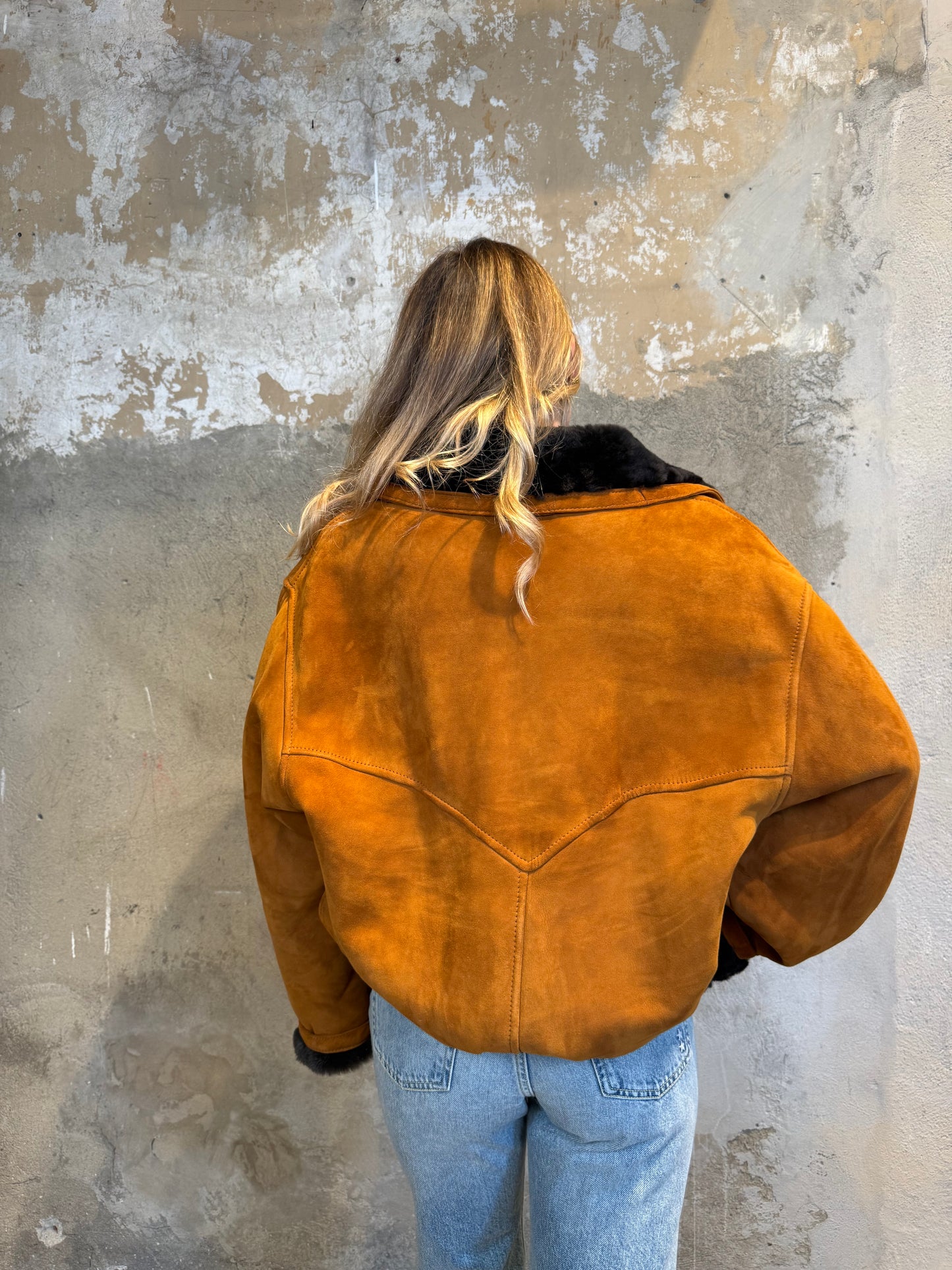 Montone crop scamosciato arancio