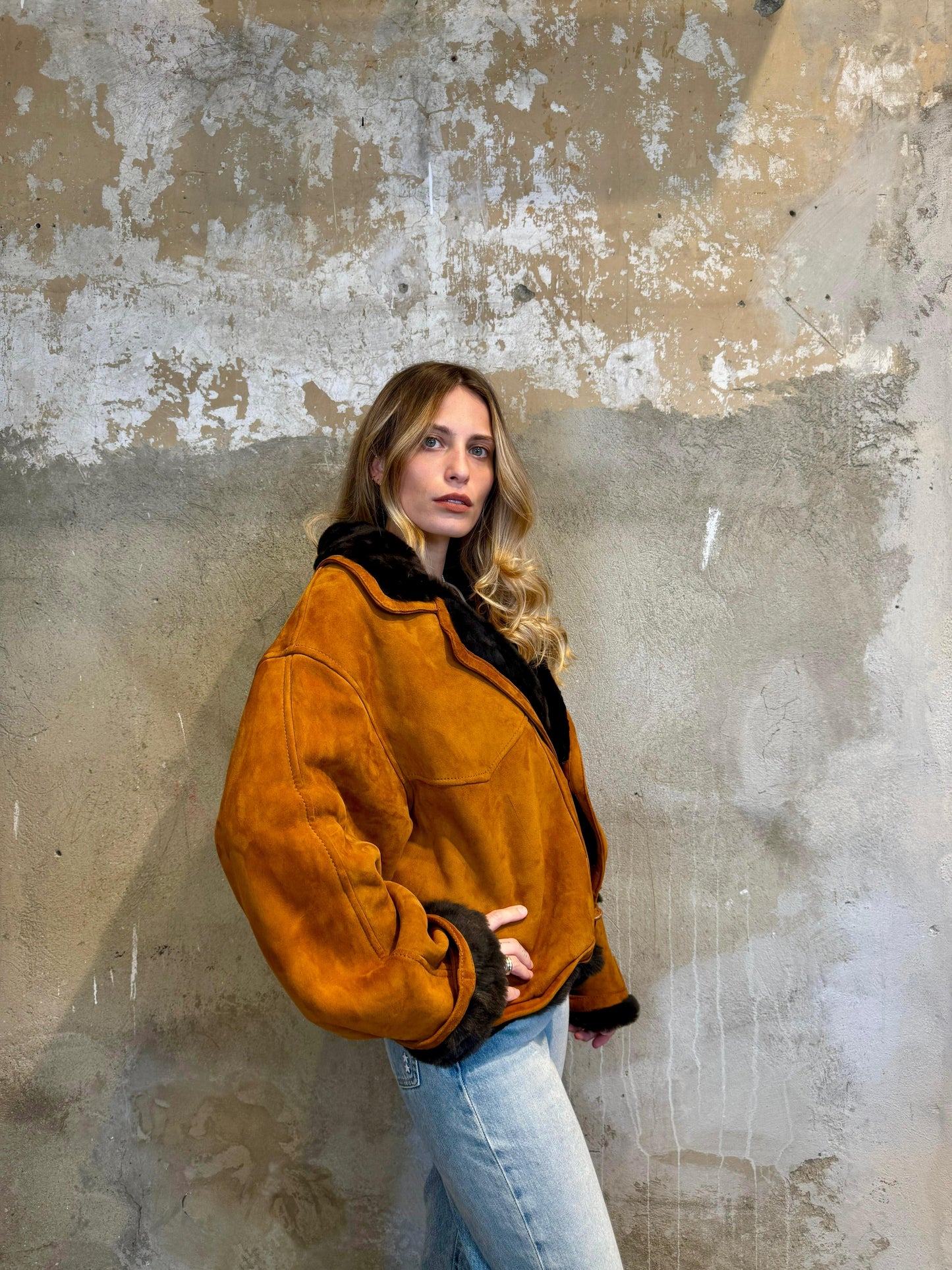 Montone crop scamosciato arancio