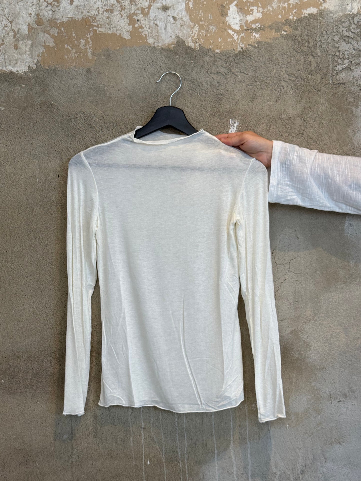 T-shirt misto cashmere mezzo collo
