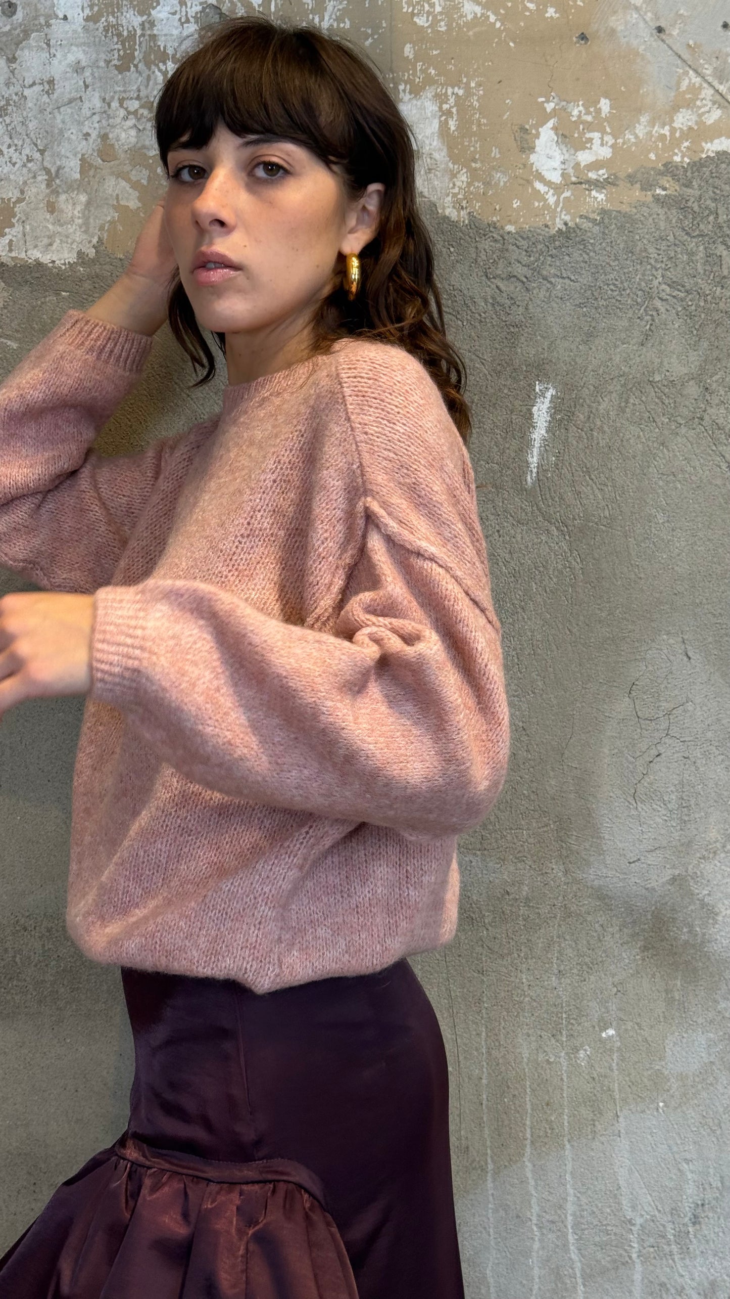 Maglione cuciture rilievo