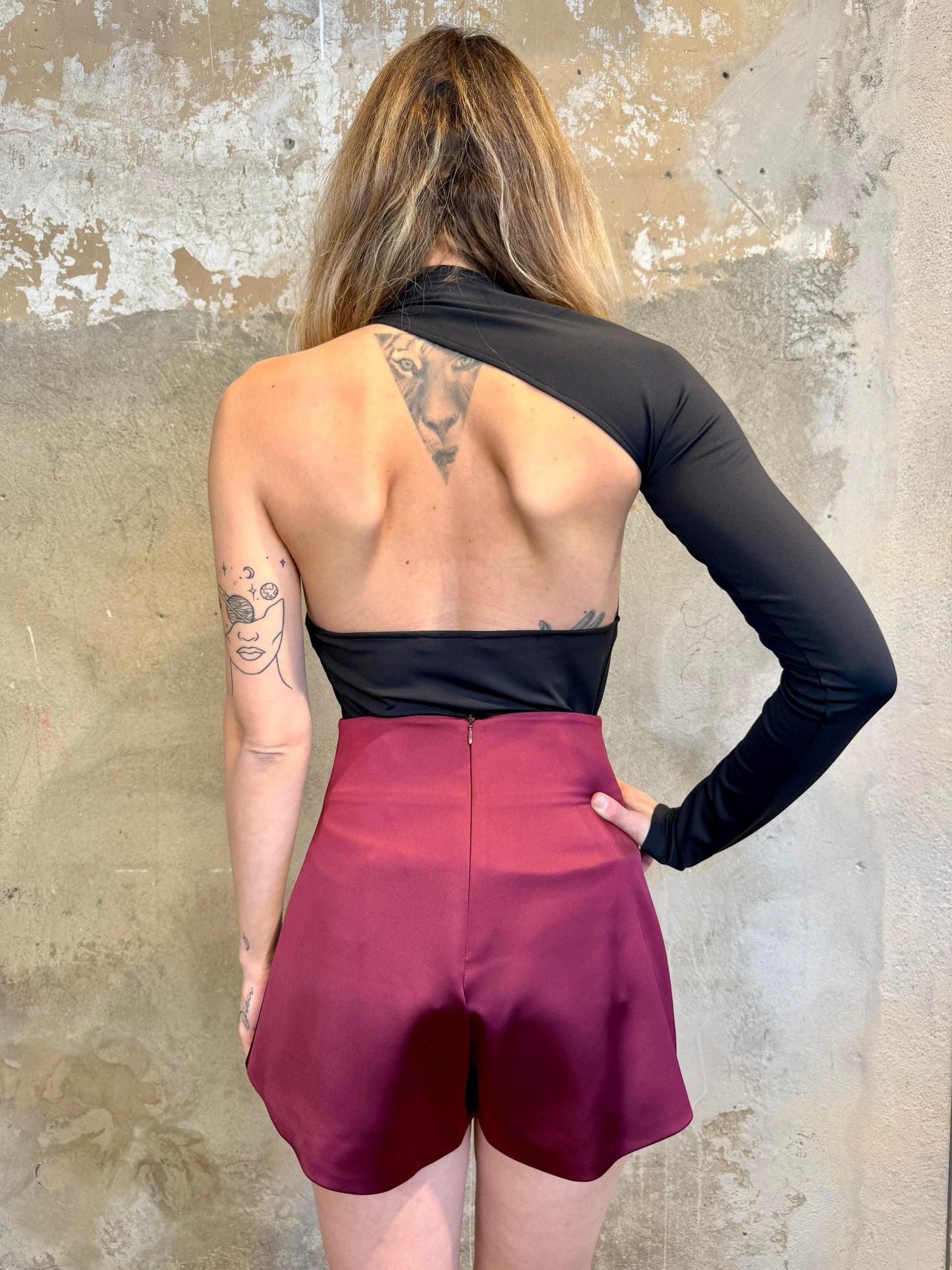 Top cut out